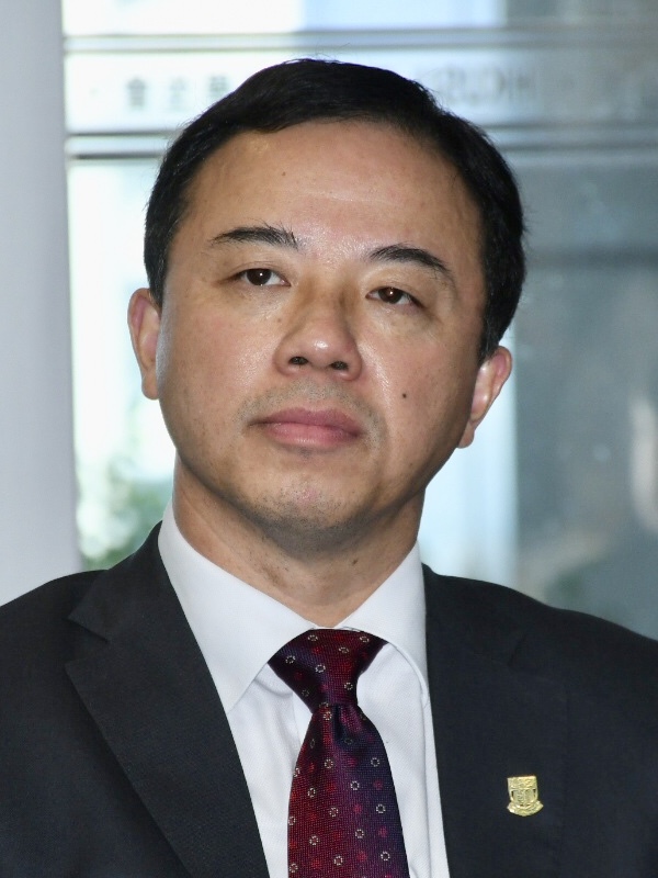 Xiang Zhang 肖像